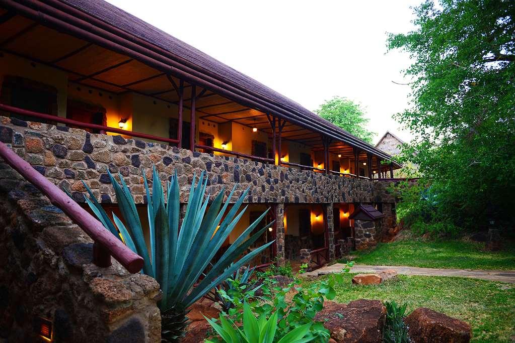 Kilaguni Serena Safari Lodge Tsavo Экстерьер фото