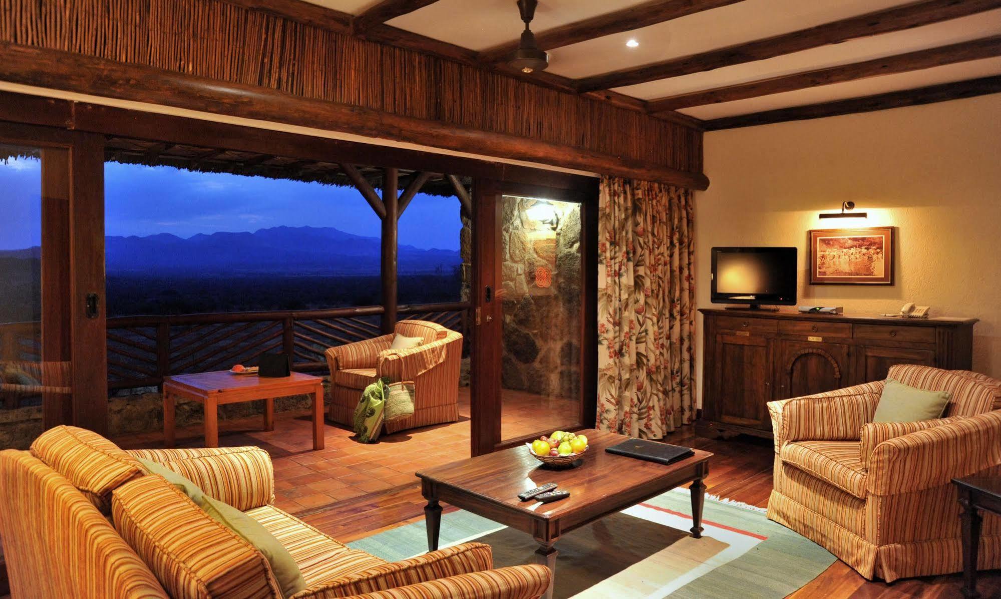 Kilaguni Serena Safari Lodge Tsavo Экстерьер фото